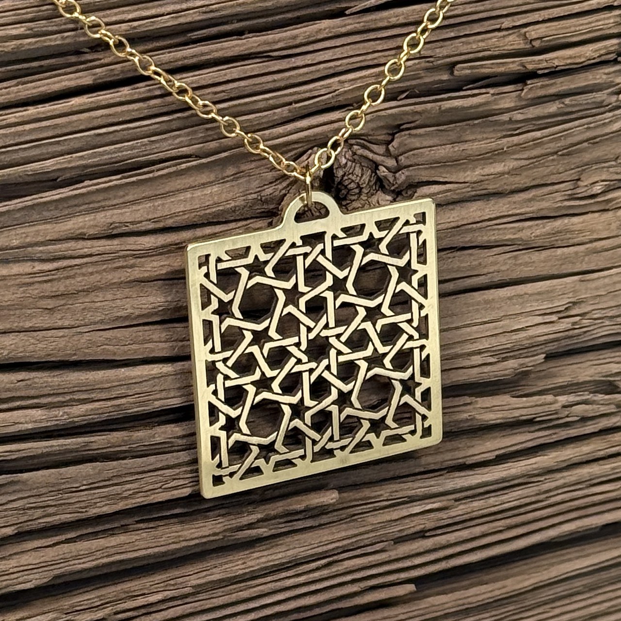 Arabic Fourfold Woven Pendant
